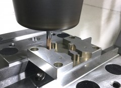 部品加工サービス開始